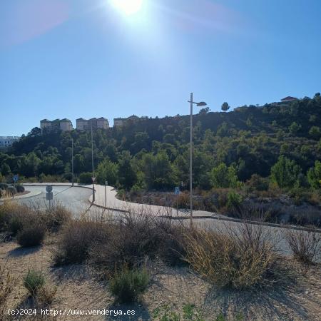  TERRENO URBANIZABLE EN FINESTRAT - ALICANTE 