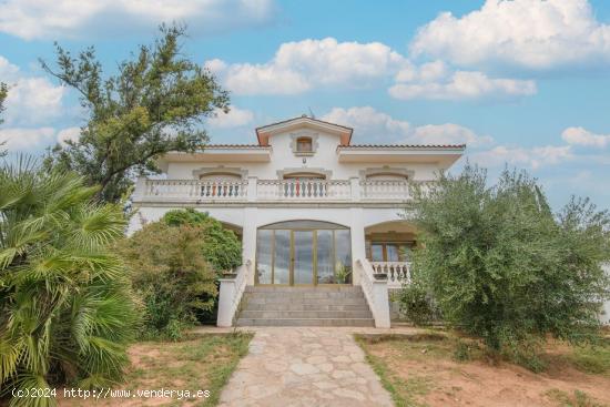  CASA EN VENTA EN URB. PINEDA DE BAGES - BARCELONA 