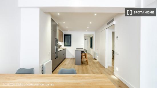 Amplio y moderno apartamento amueblado y equipado en Comte d'Urgell - BARCELONA