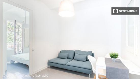 Apartamento totalmente equipado a unos pasos del metro Poblenou - BARCELONA