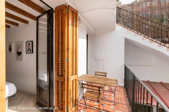  Apartamento amueblado moderno en Carrer de la Diputaciò - BARCELONA 