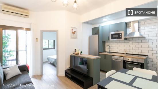 Acogedor apartamento amueblado en Avenida Meridiana - BARCELONA