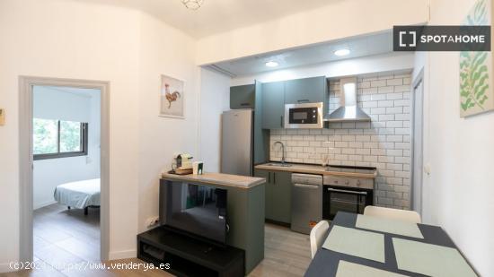 Acogedor apartamento amueblado en Avenida Meridiana - BARCELONA