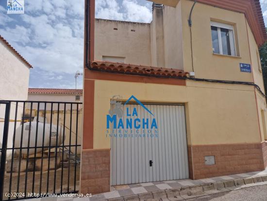  INMOBILIARIA LA MANCHA VENDE ADOSADO DE OBRA NUEVA EN TINAJEROS - ALBACETE 