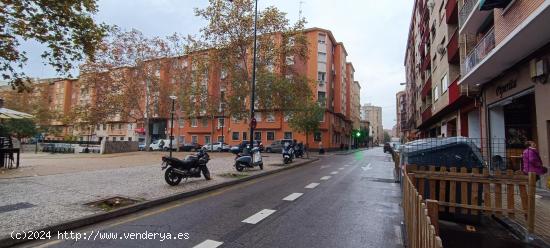 SE VENDE PARTICIPACION EN LOCAL EN RENTABILIDAD. - ZARAGOZA