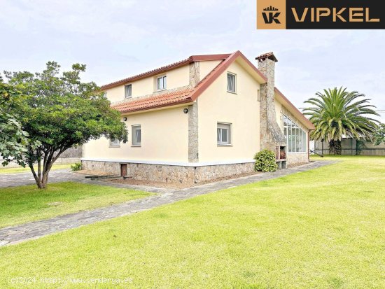 Casa en venta en Carballo (La Coruña)