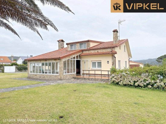 Casa en venta en Carballo (La Coruña)