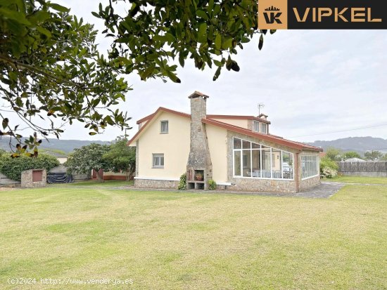 Casa en venta en Carballo (La Coruña)