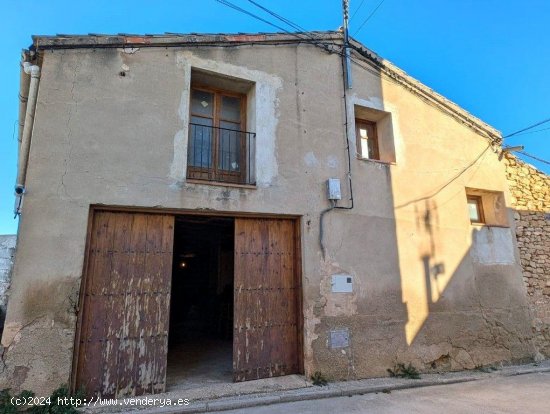 Casa en venta en Valdealgorfa (Teruel)