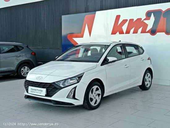 Hyundai i20 ( 1.2 MPI Essence )  - Fornells de la Selva