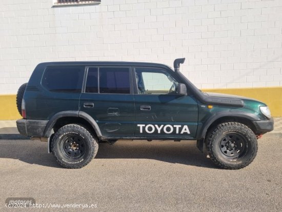 Toyota Land Cruiser 3.0 d4d de 2002 con 180.000 Km por 9.000 EUR. en Sevilla