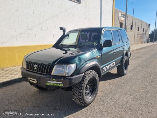 Toyota Land Cruiser 3.0 d4d de 2002 con 180.000 Km por 9.000 EUR. en Sevilla