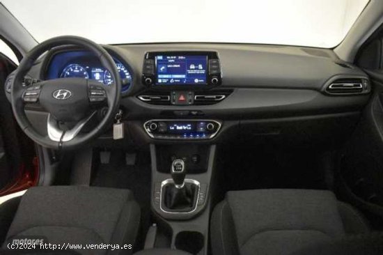 Hyundai i30 1.5 DPI Klass SLX 110 de 2023 con 16.205 Km por 18.990 EUR. en Guipuzcoa