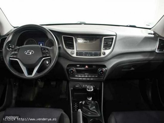 Hyundai Tucson Tucson 1.7CRDI BD Klass 4x2 de 2015 con 143.000 Km por 14.990 EUR. en Cadiz