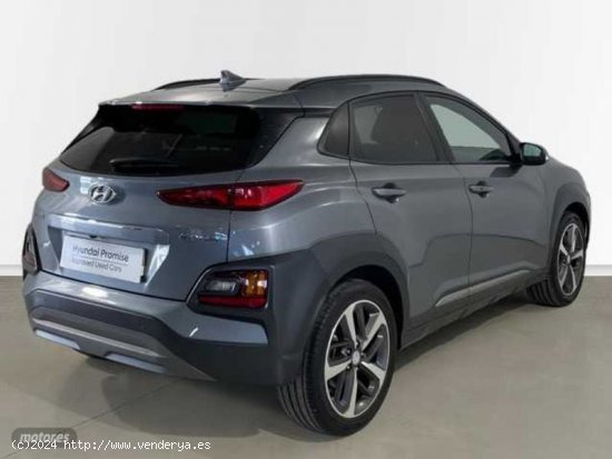 Hyundai Kona 1.0 TGDI Style Sky Red 4x2 de 2019 con 65.000 Km por 16.900 EUR. en Barcelona