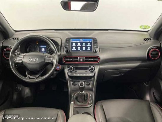 Hyundai Kona 1.0 TGDI Style Sky Red 4x2 de 2019 con 65.000 Km por 16.900 EUR. en Barcelona