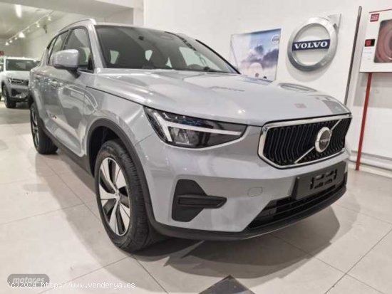 Volvo XC40 Core, B3 Mild hybrid, Gasolina de 2024 con 5 Km por 36.900 EUR. en Navarra