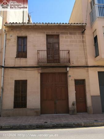  CASA DE PUEBLO EN CALLOSA DEN SARRIA - ALICANTE 