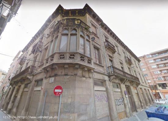 Edifici històric singular en venda a Manresa – Casa Llisach - BARCELONA