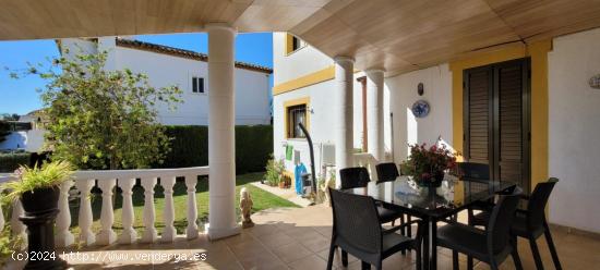 Chalet en venta Alborache. - VALENCIA