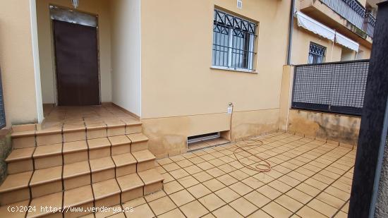 VENTA CHALET ADOSADO VAELNCIA DE ALCANTARA - CACERES