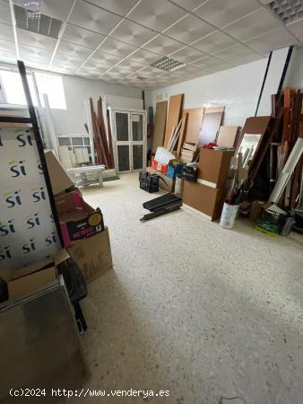 SE  VENDE LOCAL COMERCIAL EN JEDULA - CADIZ