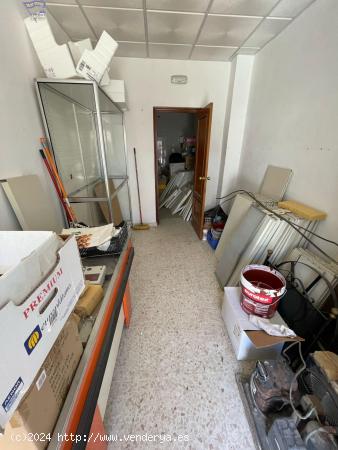 SE  VENDE LOCAL COMERCIAL EN JEDULA - CADIZ