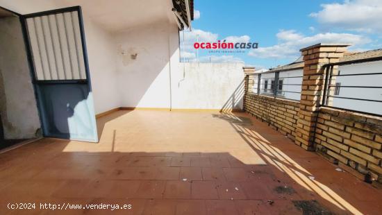 SE VENDE CASA EN VILLANUEVA DE CORDOBA - CORDOBA