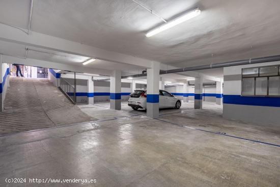  PARKING DE 30 PLAZAS EN PLENO CENTRO DE GRANADA - GRANADA 