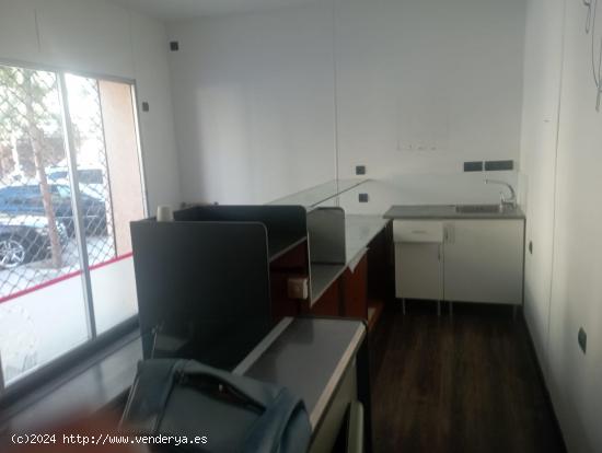 LOCAL COMERCIAL EN FERRERIES EN PLENO FUNCIONAMIENTO - TARRAGONA