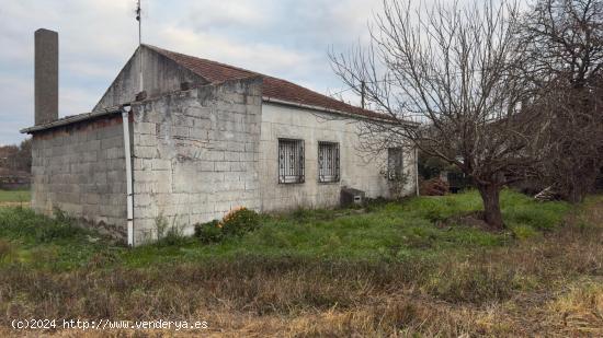 ¡Descubre tu refugio perfecto en esta encantadora casa independiente! - ORENSE