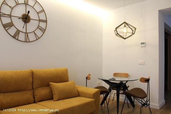 APARTAMENTO PLAZA MAYOR - CÁCERES - - CACERES