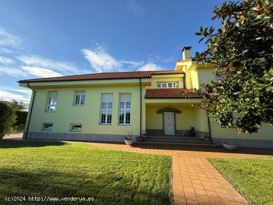 CHALET AVILES - ASTURIAS