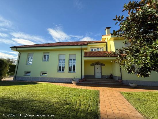 CHALET AVILES - ASTURIAS