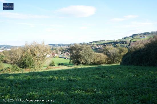 Terreno 3.580 m2 con licencia aprobada construcción de vivienda 200 m2 en Quijas REOCIN CANTABRIA -