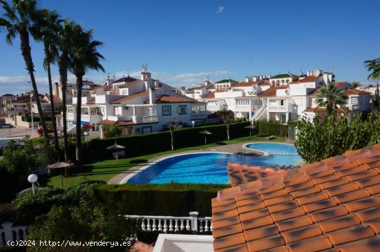 Chalet en venta en Orihuela (Alicante)