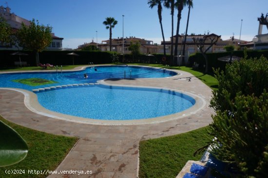 Chalet en venta en Orihuela (Alicante)