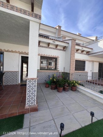 Chalet en venta en San Miguel de Salinas (Alicante)