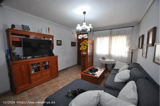 Chalet en venta en Pinoso (Alicante)