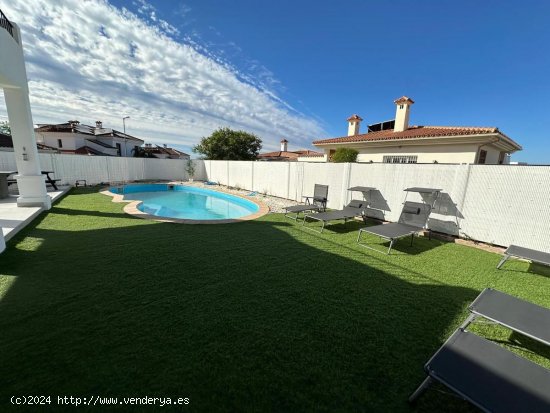 Villa en venta en Fuengirola (Málaga)