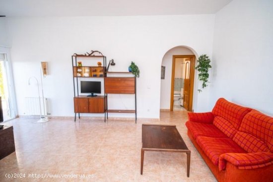 Villa en venta en La Nucia (Alicante)