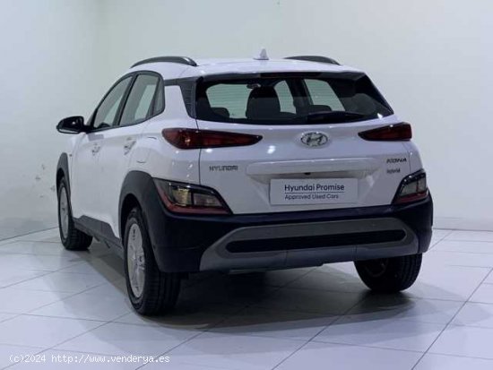 Hyundai Kona ( 1.0 TGDI 48V Maxx 4x2 )  - Sant Boi de Llobregat