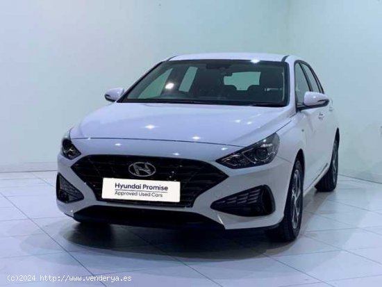  Hyundai i30 ( 1.0 TGDI Klass LR 48V 120 )  - Sant Boi de Llobregat 