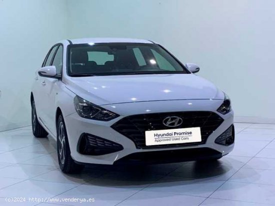 Hyundai i30 ( 1.0 TGDI Klass LR 48V 120 )  - Sant Boi de Llobregat