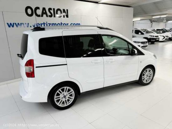 Ford Tourneo Courier Diesel ( 1.5TDCi Ambiente 95CV )  - Astigarraga