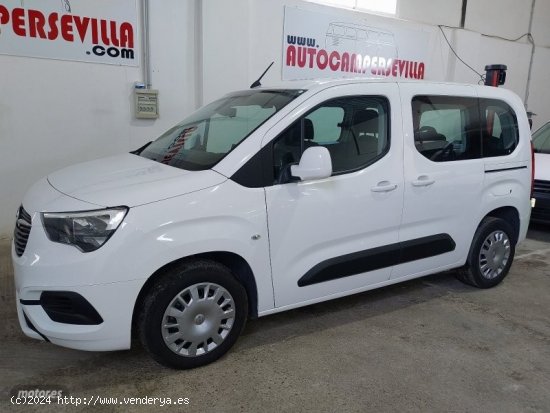 Opel Combo Life 7 plazas E Selective L 1.5 TD 100 cv de 2019 con 174.271 Km por 13.500 EUR. en Sevil