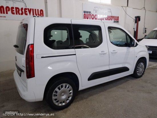 Opel Combo Life 7 plazas E Selective L 1.5 TD 100 cv de 2019 con 174.271 Km por 13.500 EUR. en Sevil