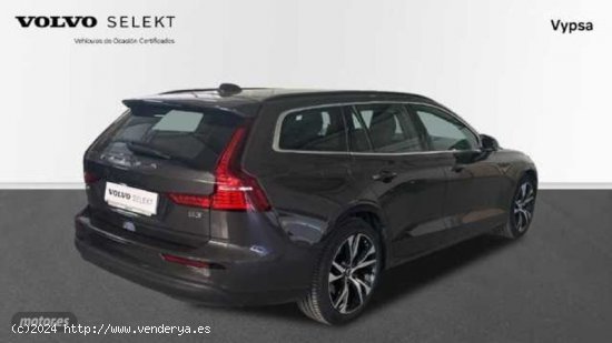 Volvo V 60 2.0 B3 P CORE DCT 163 5P de 2024 con 7.557 Km por 38.900 EUR. en Malaga