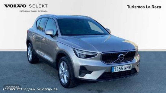 Volvo XC40 todoterreno 1.5 T2 CORE AUTO 129 5P de 2024 con 13.586 Km por 32.500 EUR. en Sevilla