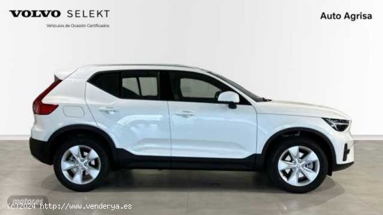 Volvo XC40 2.0 B3 CORE AUTO 163 5P de 2024 con 1 Km por 37.900 EUR. en La Rioja